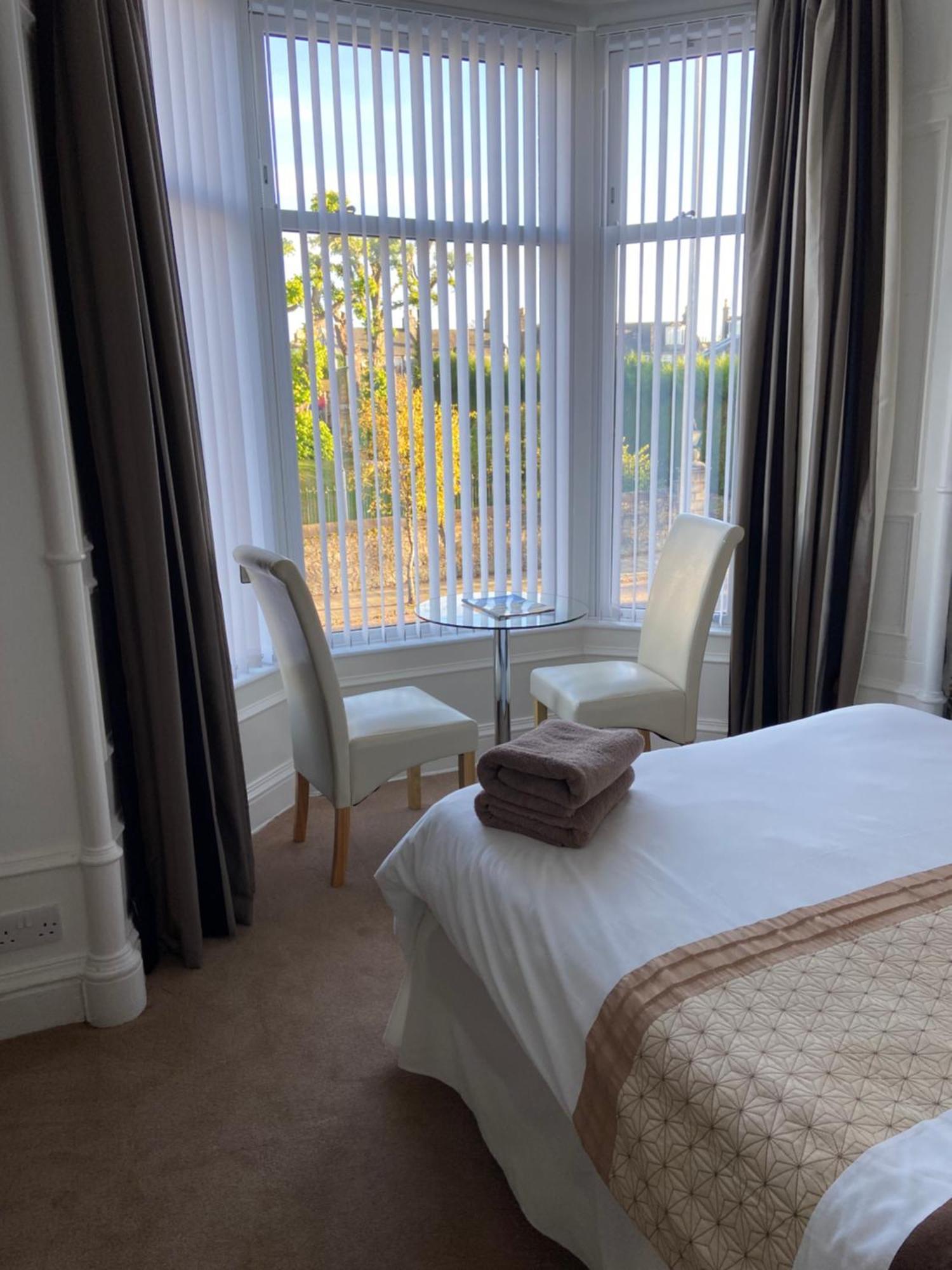 Belhaven Private Hotel Абердин Экстерьер фото